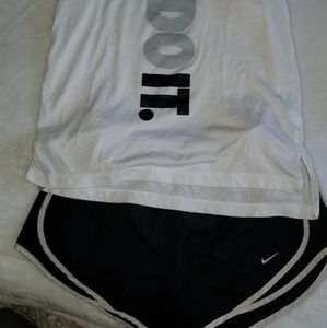 Nike workout outfit